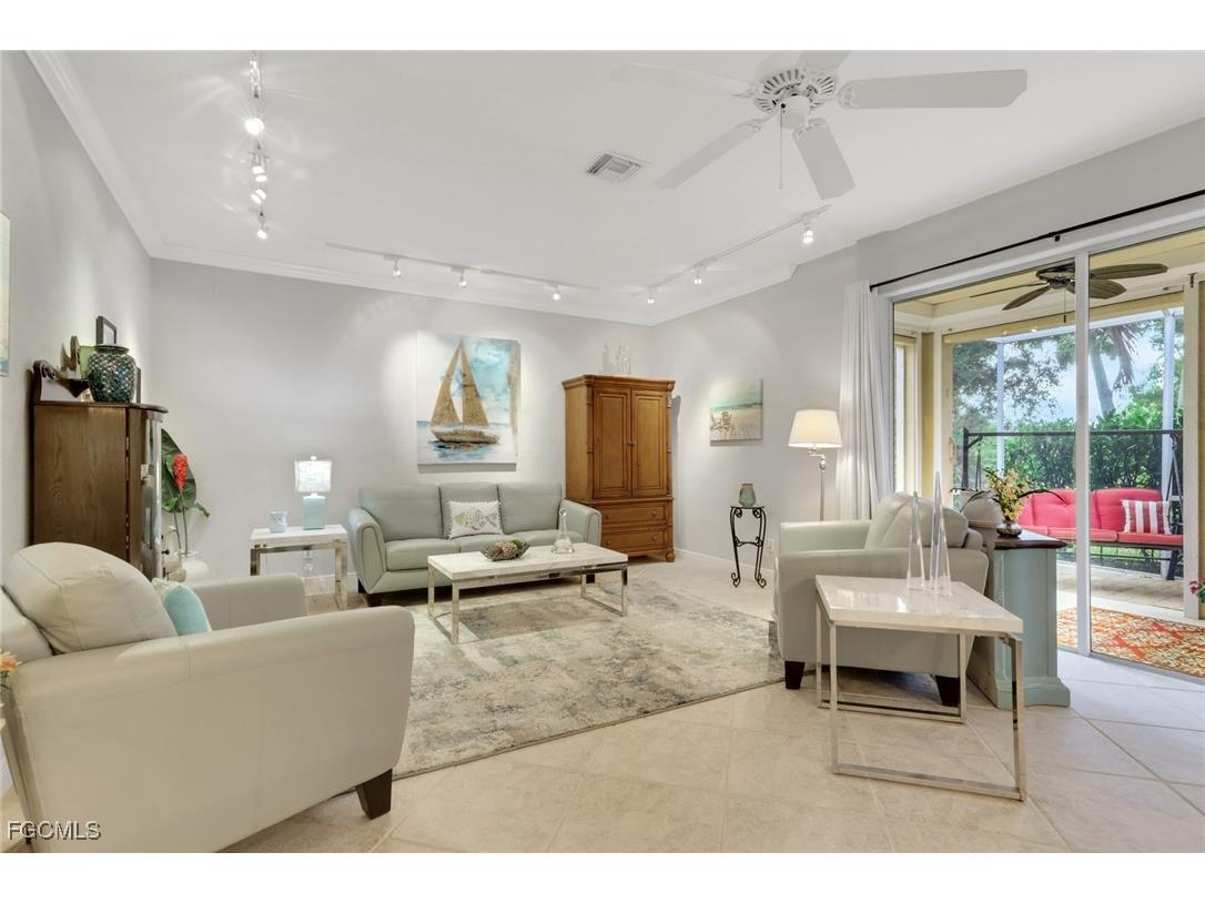 2100 Rio Nuevo Drive North Fort Myers FL 33917 2025018823 image15