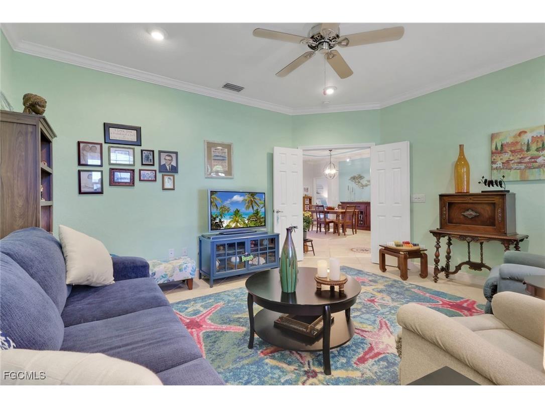 2100 Rio Nuevo Drive North Fort Myers FL 33917 2025018823 image18