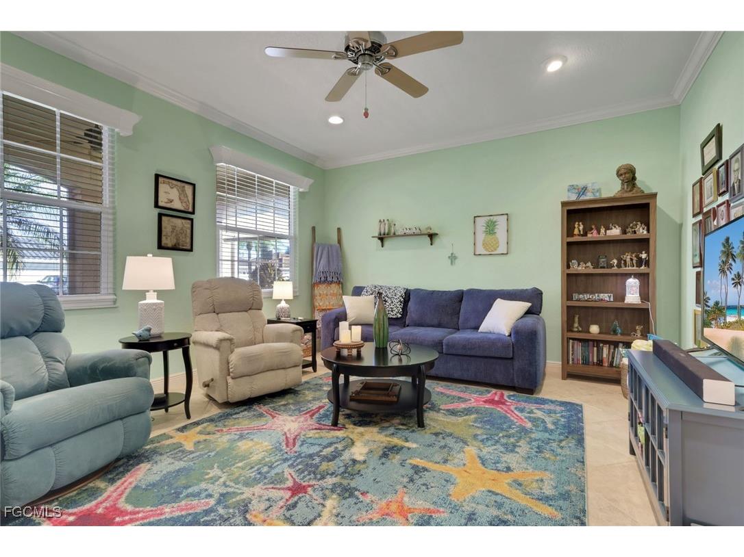 2100 Rio Nuevo Drive North Fort Myers FL 33917 2025018823 image19