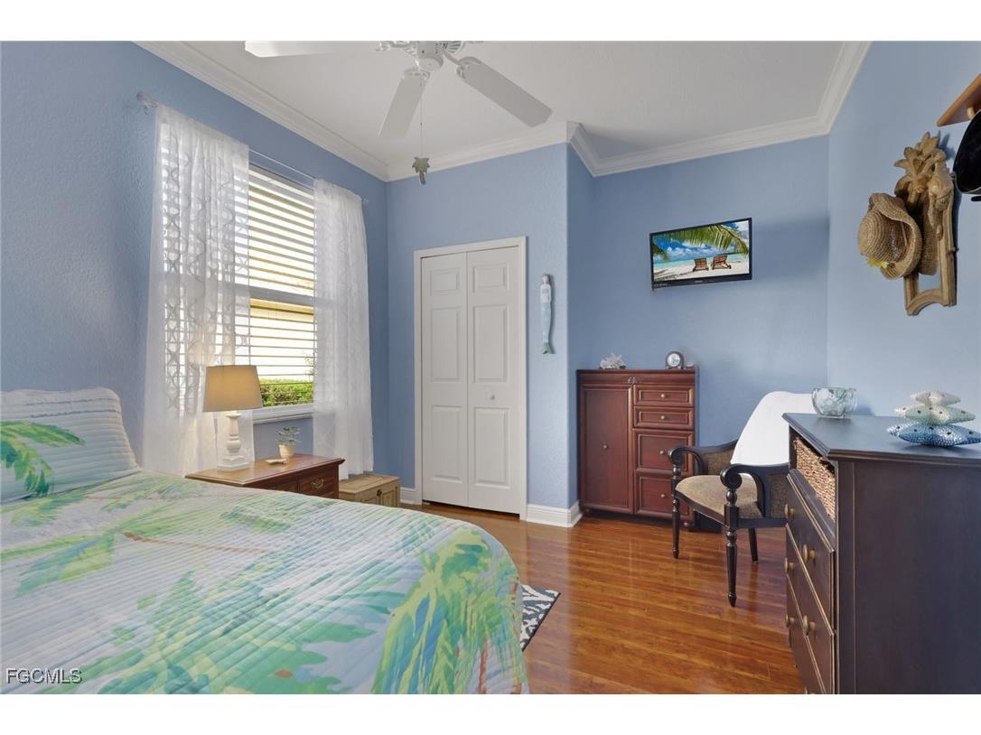 2100 Rio Nuevo Drive North Fort Myers FL 33917 2025018823 image25