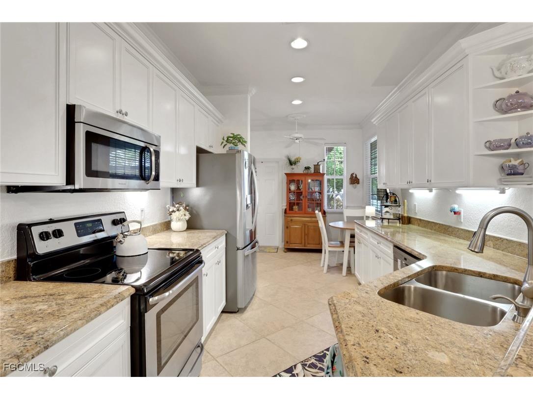 2100 Rio Nuevo Drive North Fort Myers FL 33917 2025018823 image7