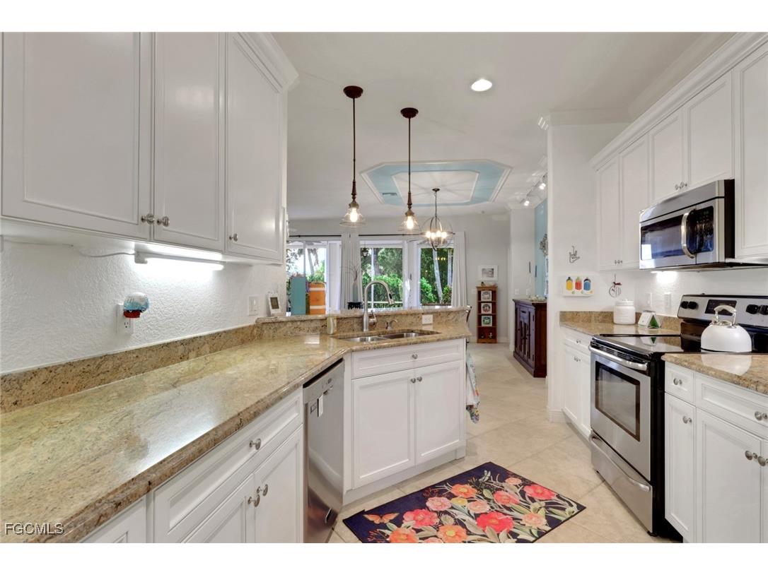 2100 Rio Nuevo Drive North Fort Myers FL 33917 2025018823 image9