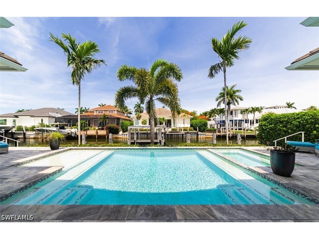 2100 Snook Drive Naples FL 34102 226019208 image5