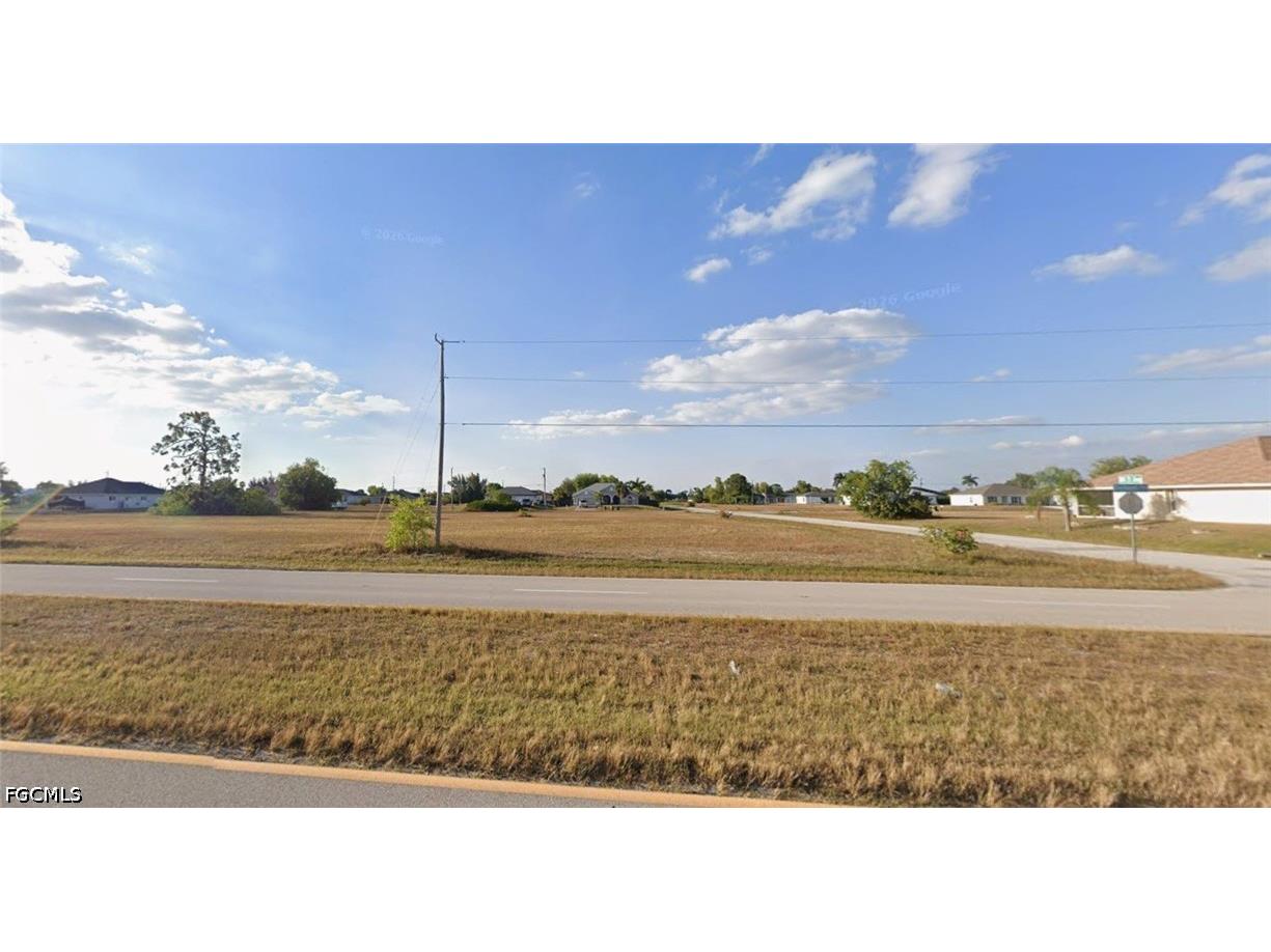 2101/2105 Diplomat Parkway W Cape Coral FL 33993 2026016845 image2
