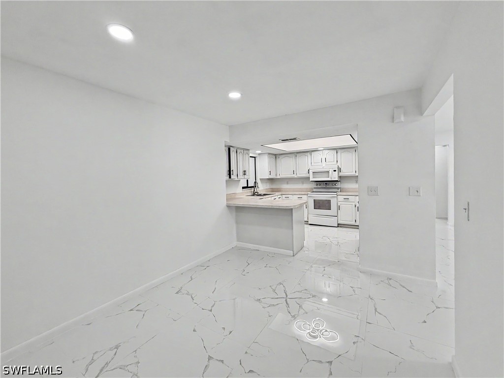 2101 Hibiscus Road Fort Myers FL 33905 226014797 image3