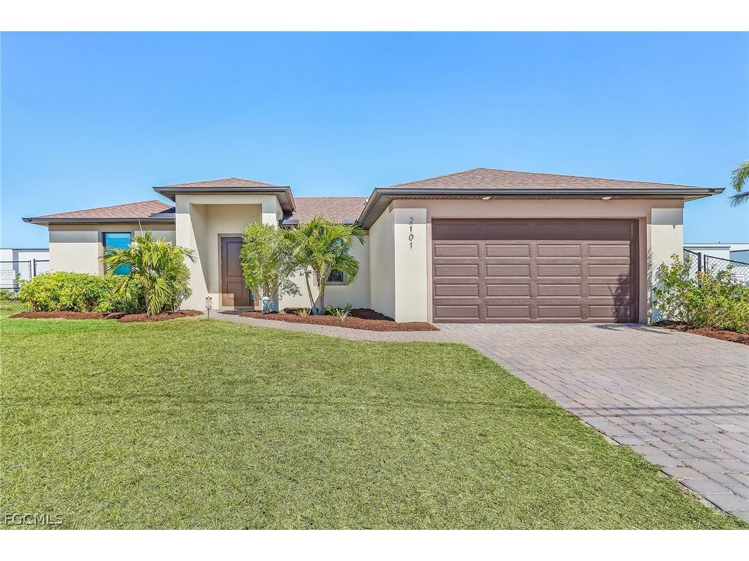 2101 NE 36th Terrace Cape Coral FL 33909 2026006943 image1