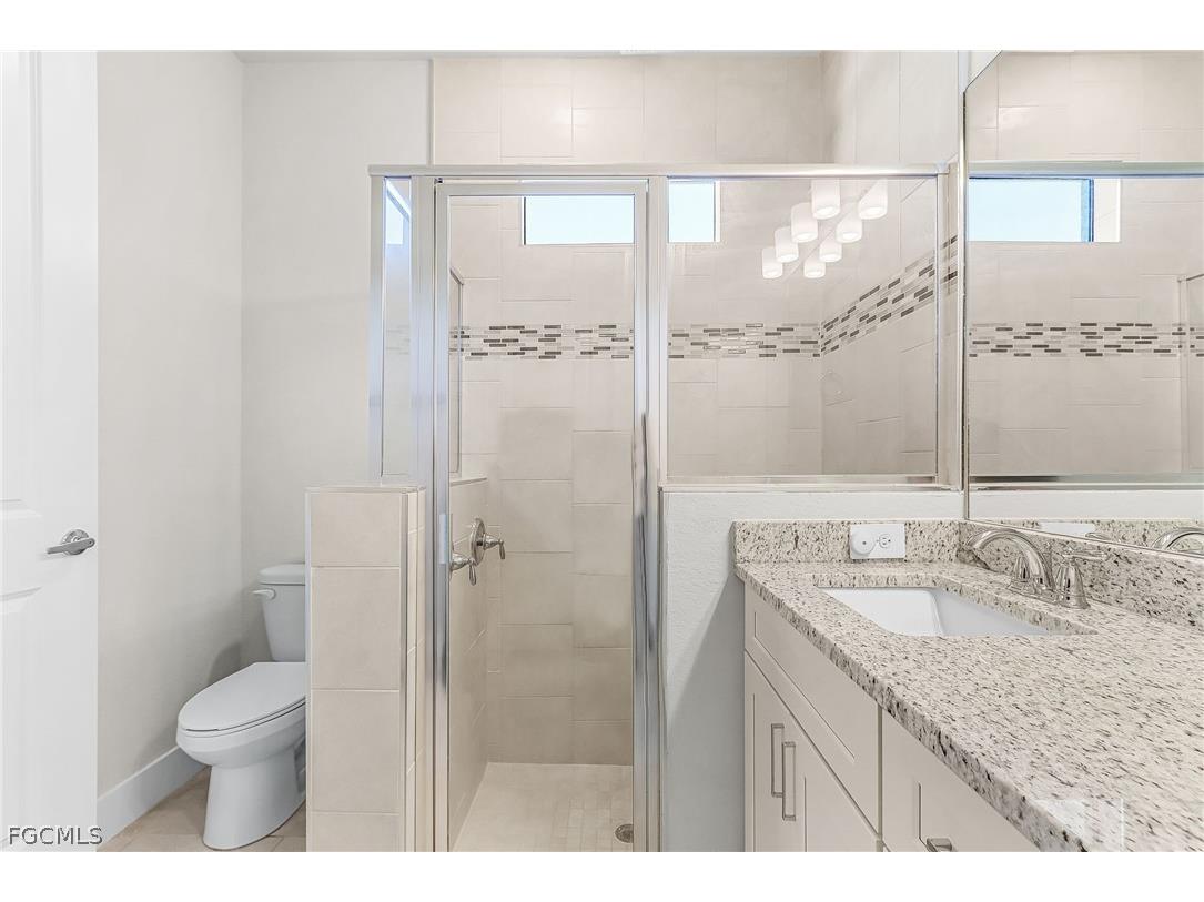 2101 NE 36th Terrace Cape Coral FL 33909 2026006943 image10