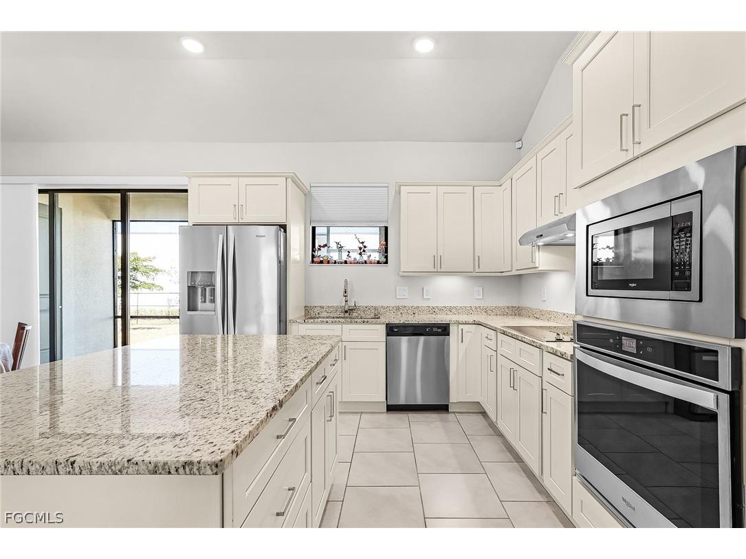 2101 NE 36th Terrace Cape Coral FL 33909 2026006943 image3