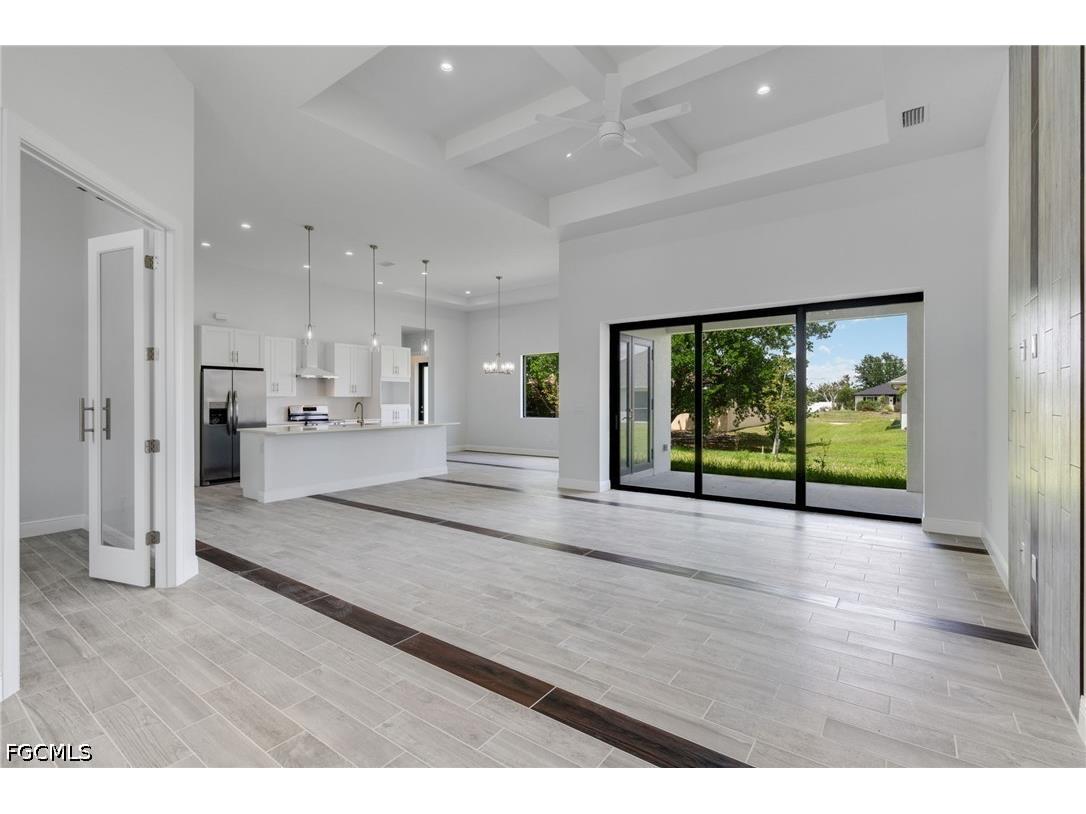 2101 NW 8th Terrace Cape Coral FL 33993 2026014527 image3