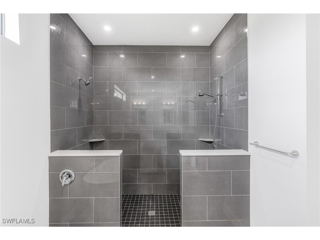 2101 NW 8th Terrace Cape Coral FL 33993 225056412 image23