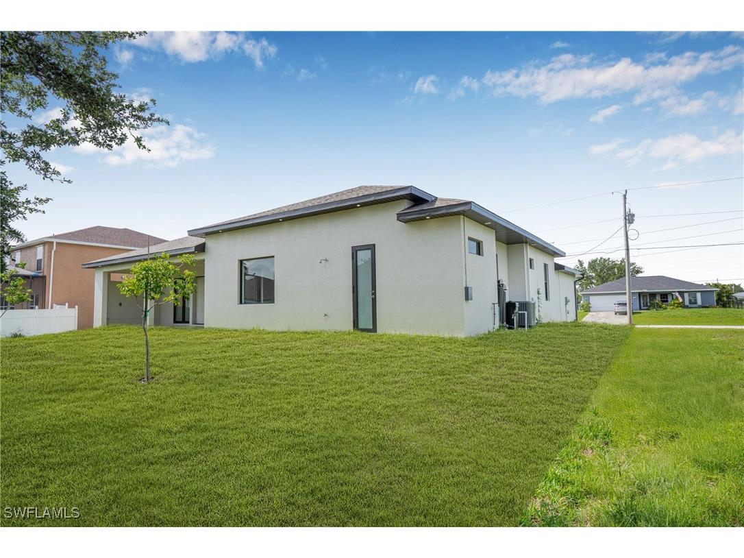 2101 NW 8th Terrace Cape Coral FL 33993 225056412 image39