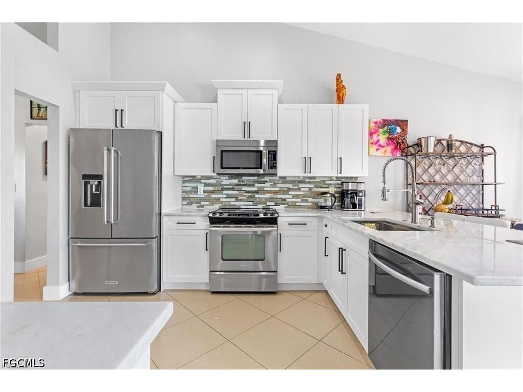 2101 SW 29th Terrace Cape Coral FL 33914 2026027686 image7