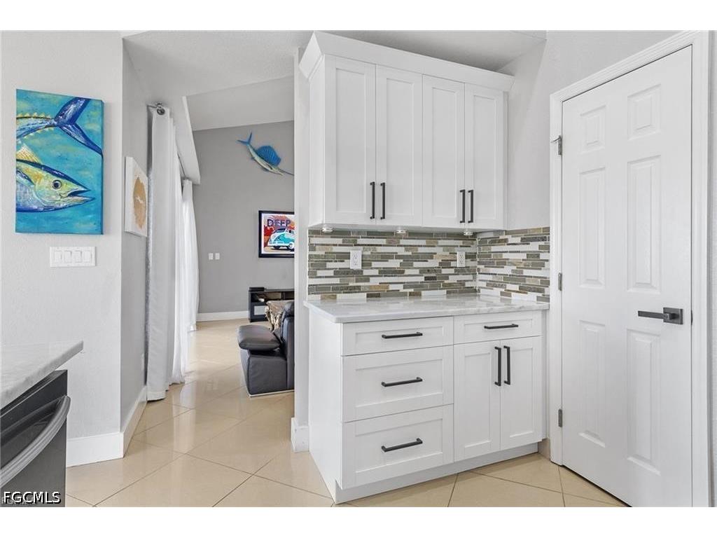 2101 SW 29th Terrace Cape Coral FL 33914 2026027686 image8