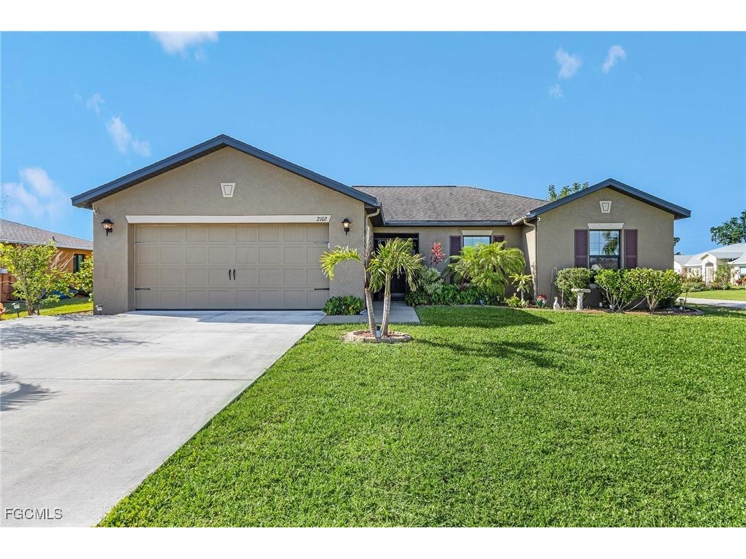 2102 Bolado Parkway Cape Coral FL 33990 2025013213 image1