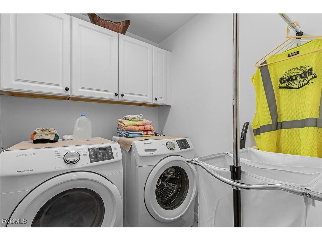 2102 Bolado Parkway Cape Coral FL 33990 2025013213 image15