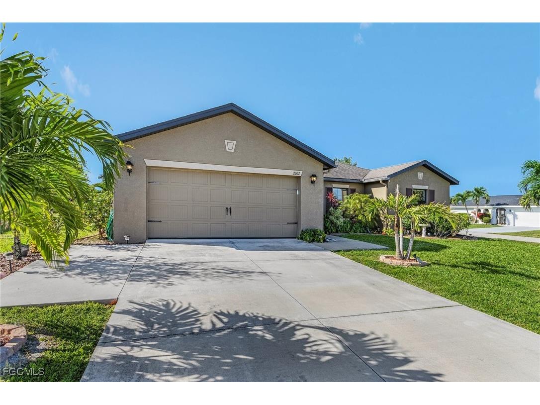 2102 Bolado Parkway Cape Coral FL 33990 2025013213 image2