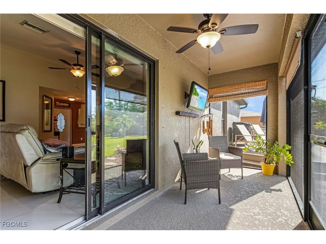 2102 Bolado Parkway Cape Coral FL 33990 2025013213 image20