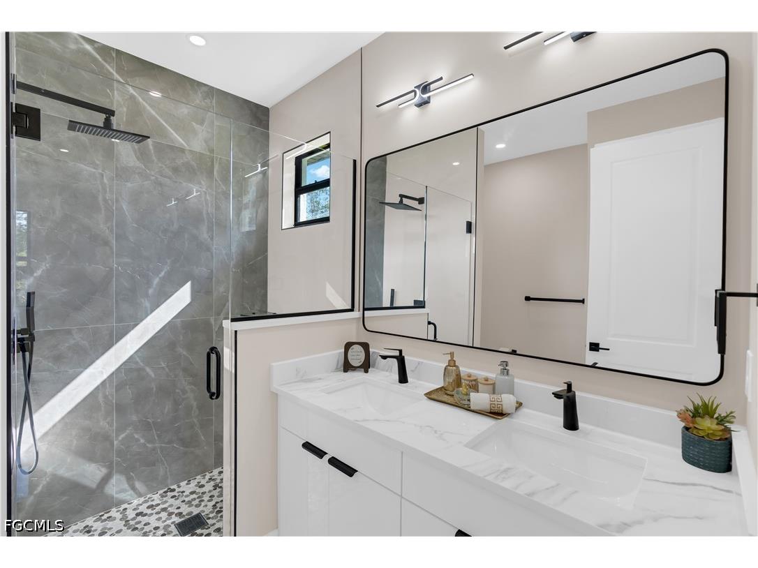 2102 E 13th Street Lehigh Acres FL 33972 2026015573 image39