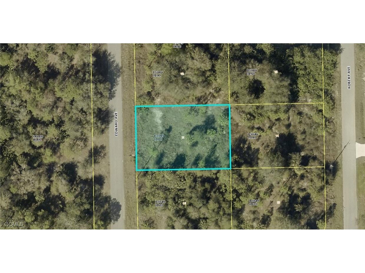 2102 Edward Avenue Alva FL 33920 2025015919 image1