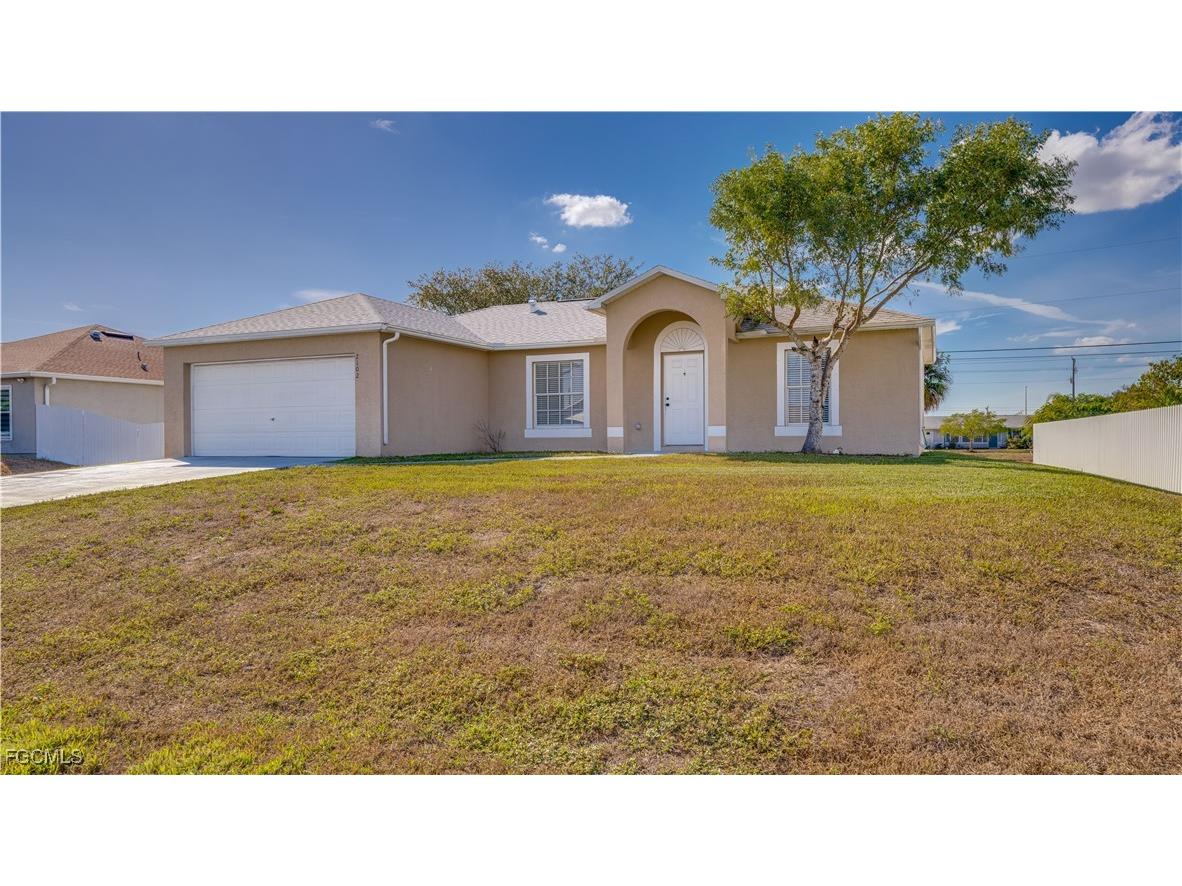2102 NE 17th Avenue Cape Coral FL 33909 2026004038 image1