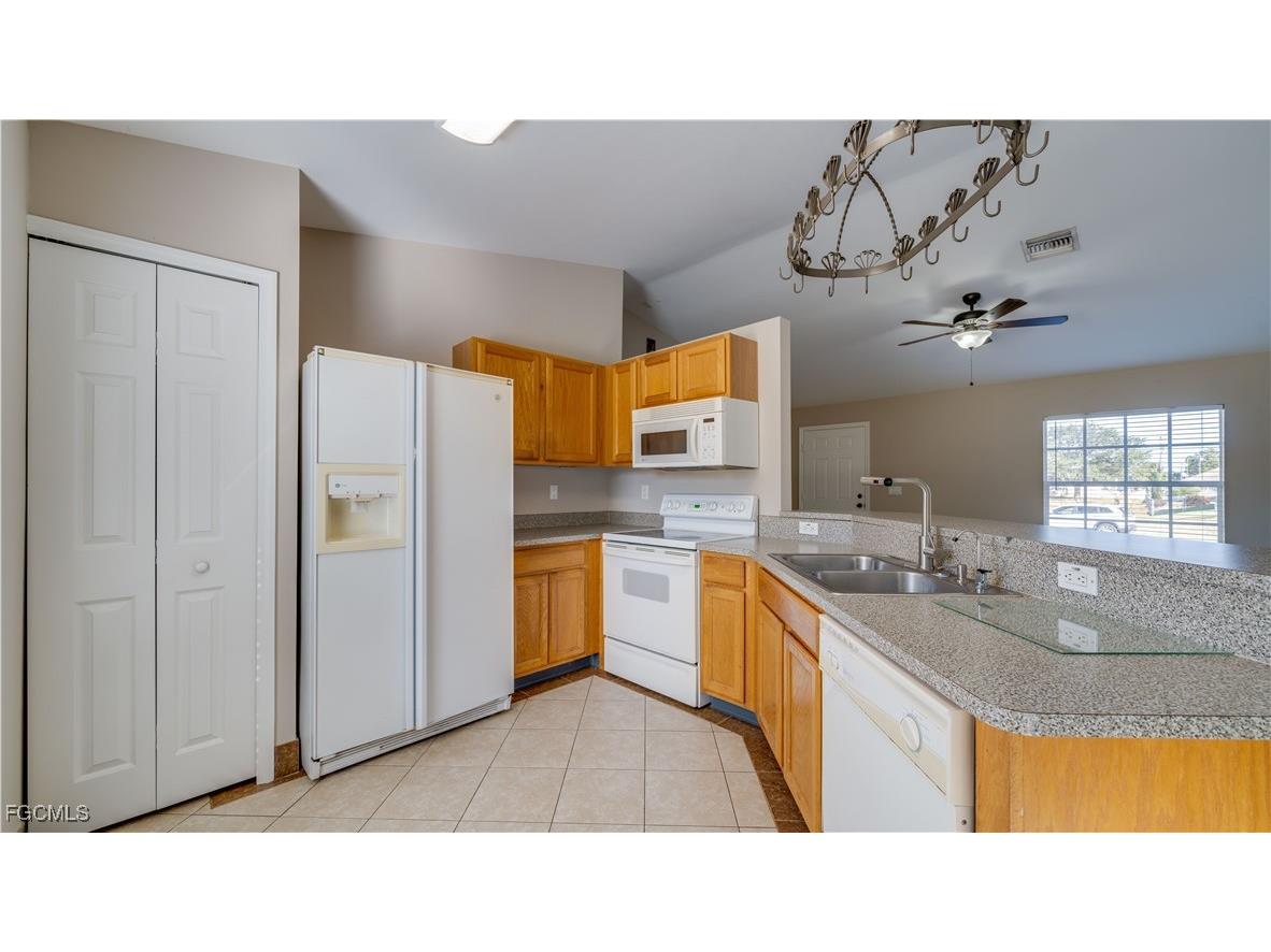 2102 NE 17th Avenue Cape Coral FL 33909 2026004038 image11