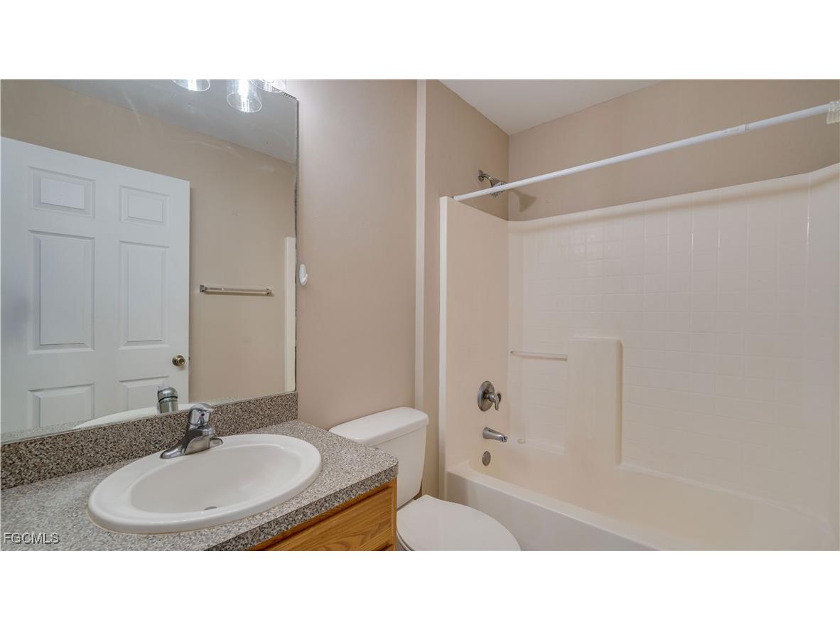 2102 NE 17th Avenue Cape Coral FL 33909 2026004038 image18