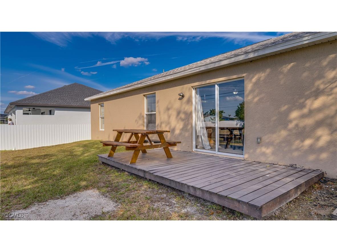 2102 NE 17th Avenue Cape Coral FL 33909 2026004038 image22