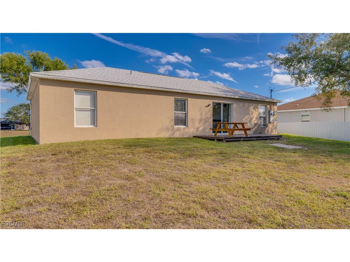 2102 NE 17th Avenue Cape Coral FL 33909 2026004038 image23