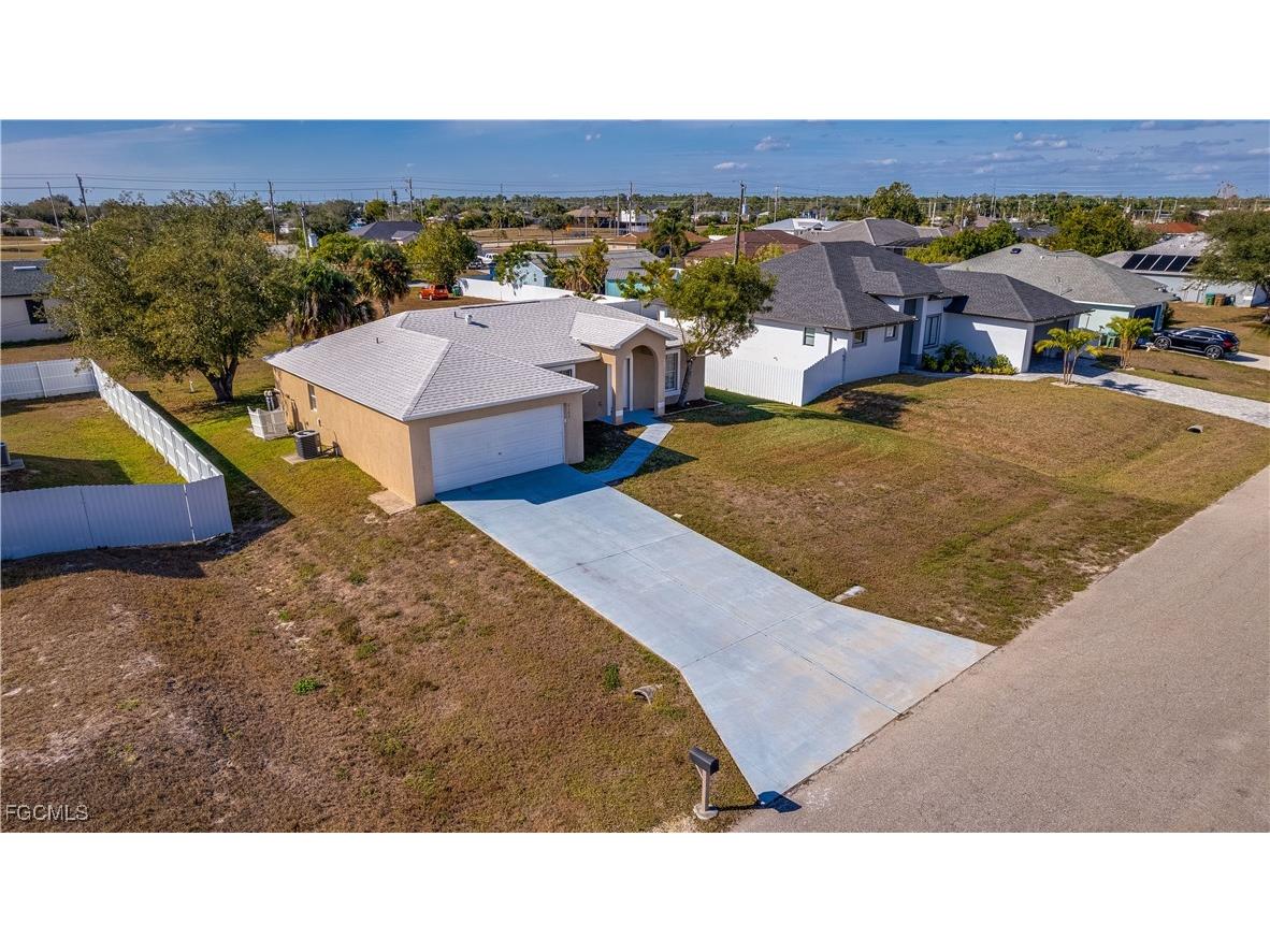 2102 NE 17th Avenue Cape Coral FL 33909 2026004038 image25