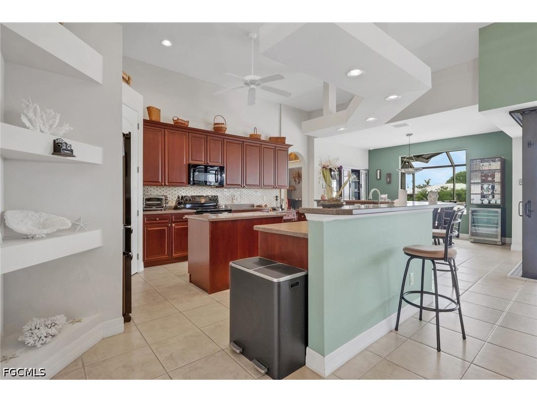 2102 NE 22nd Avenue Cape Coral FL 33909 2026015033 image11