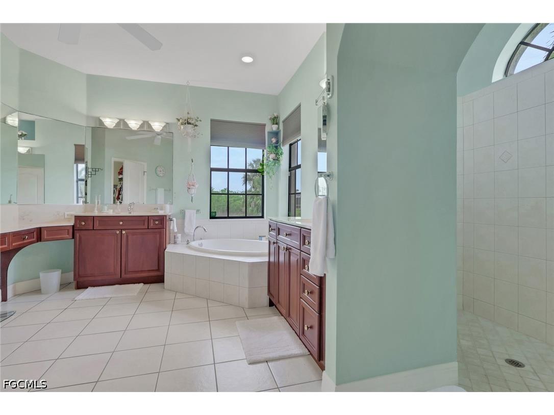 2102 NE 22nd Avenue Cape Coral FL 33909 2026015033 image25