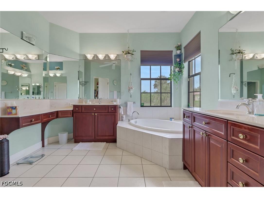 2102 NE 22nd Avenue Cape Coral FL 33909 2026015033 image26