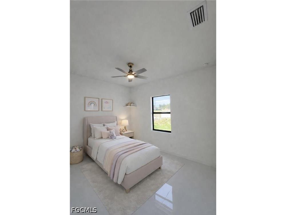 2102 NW 25th Place Cape Coral FL 33993 2026019705 image15