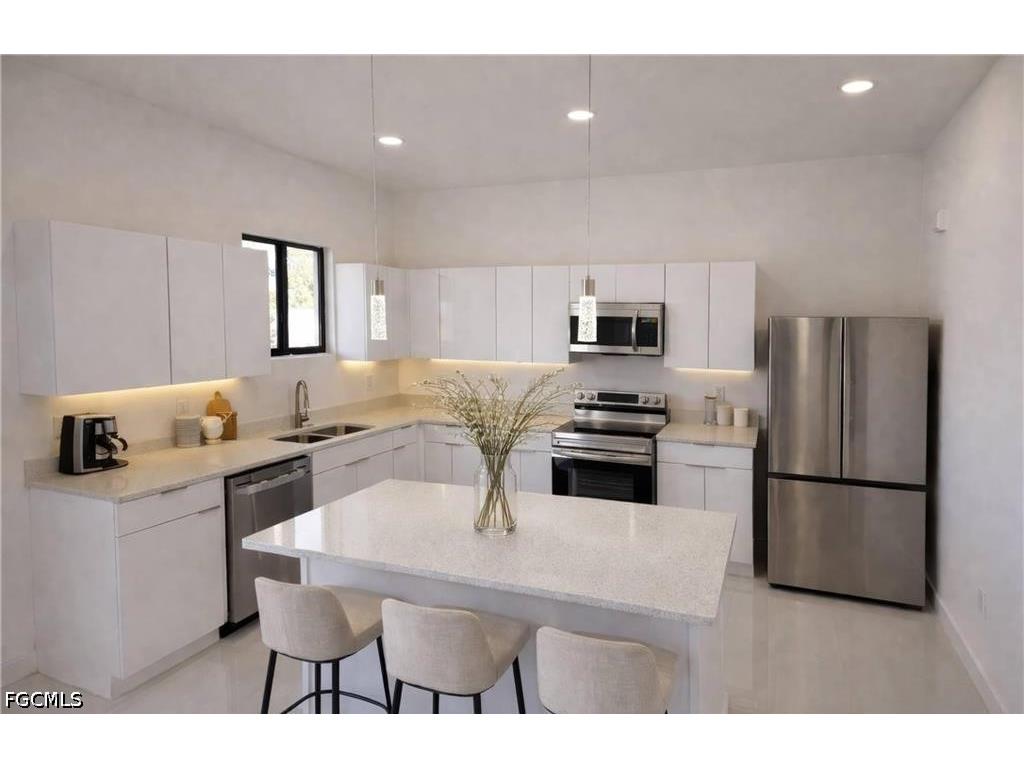 2102 NW 25th Place Cape Coral FL 33993 2026019705 image5