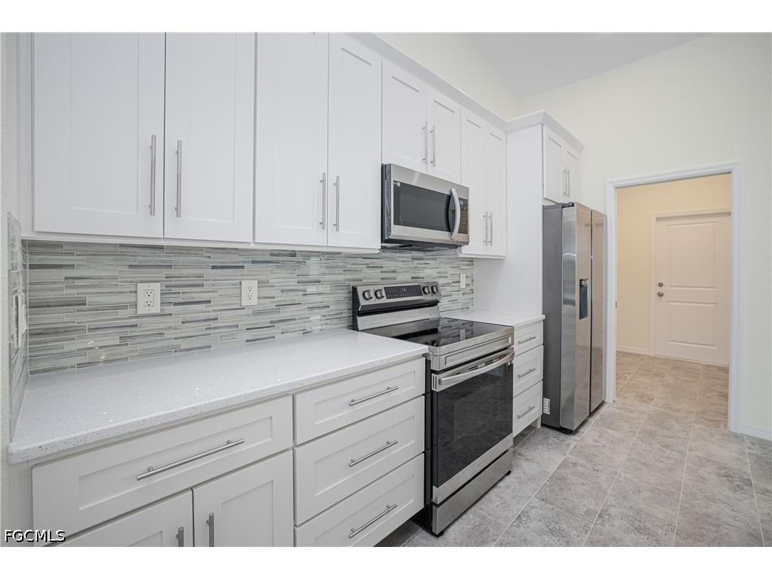 2102 NW 6th Place Cape Coral FL 33993 2026018011 image13