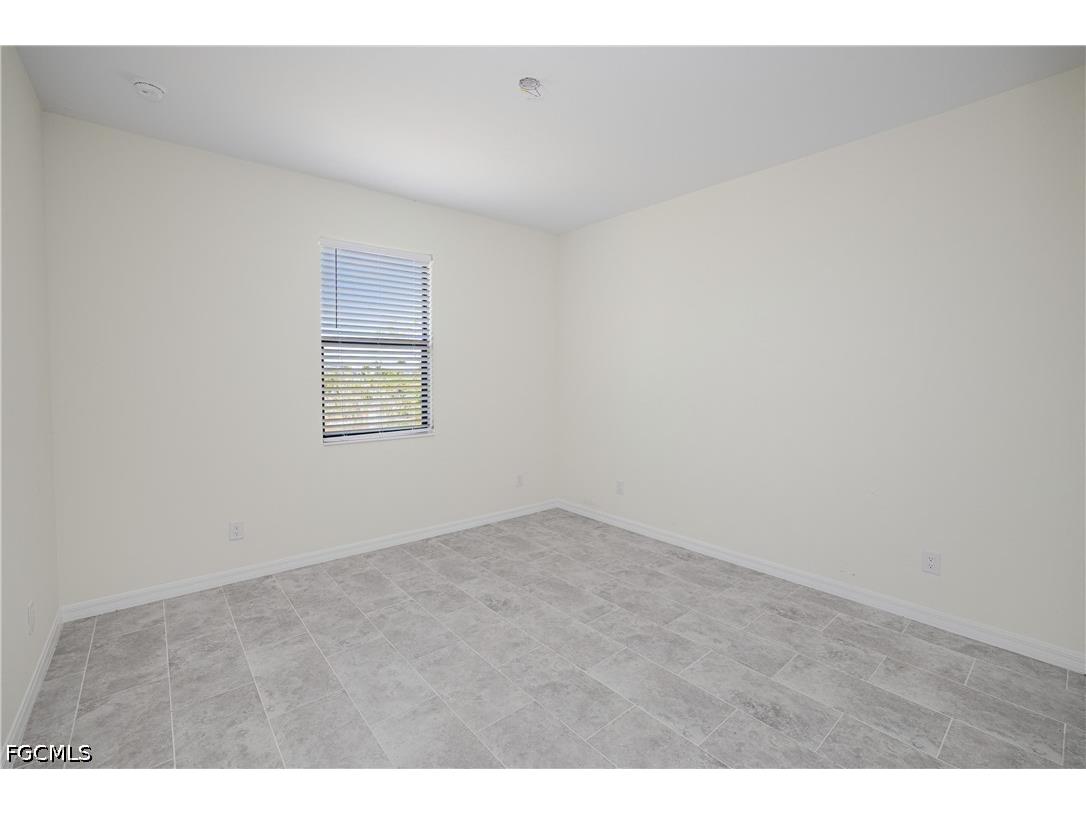 2102 NW 6th Place Cape Coral FL 33993 2026018011 image27