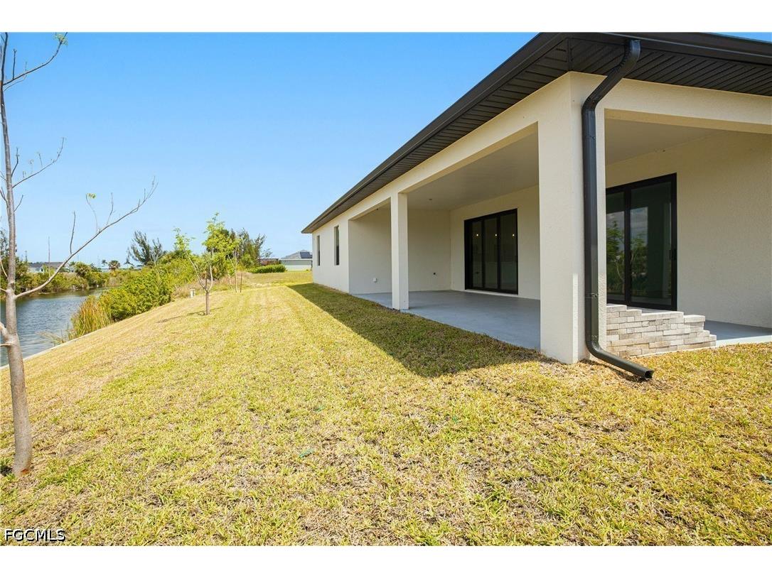 2102 NW 6th Place Cape Coral FL 33993 2026018011 image32