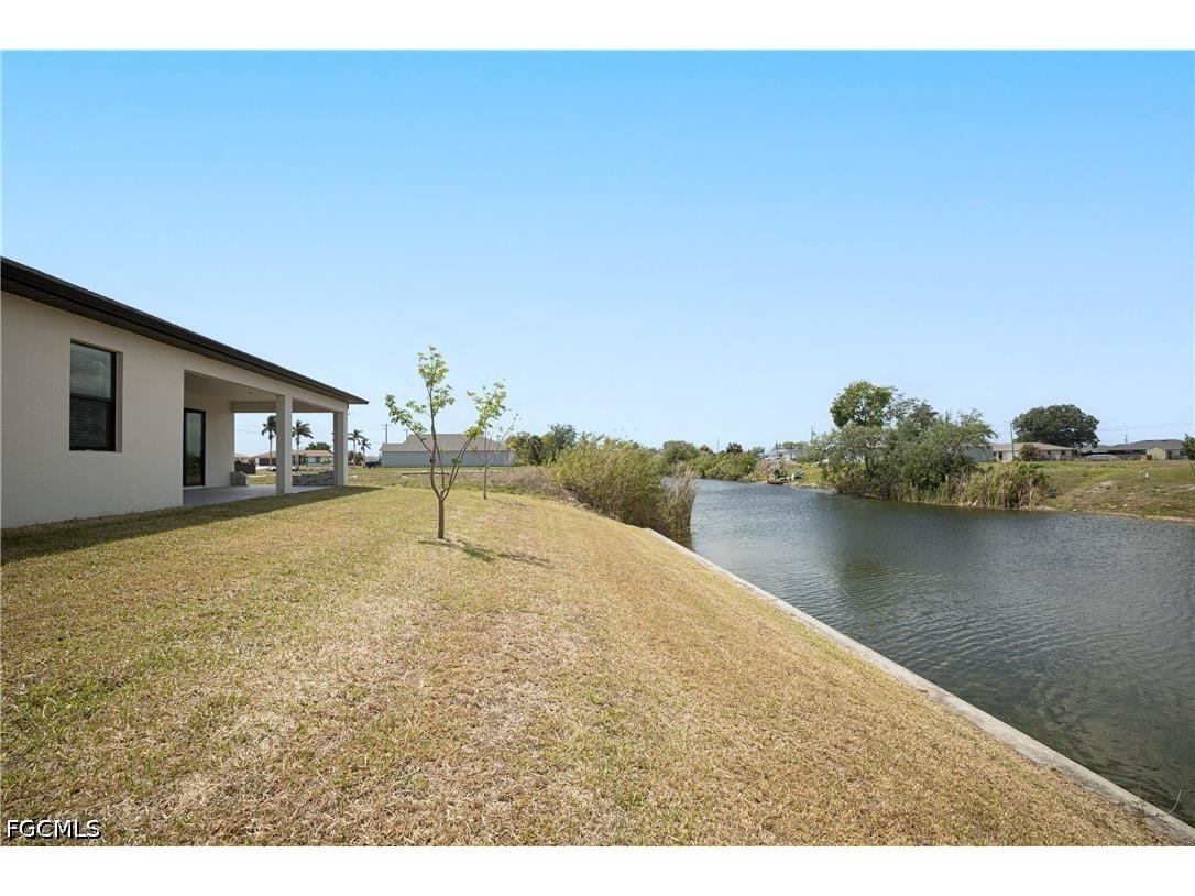 2102 NW 6th Place Cape Coral FL 33993 2026018011 image33