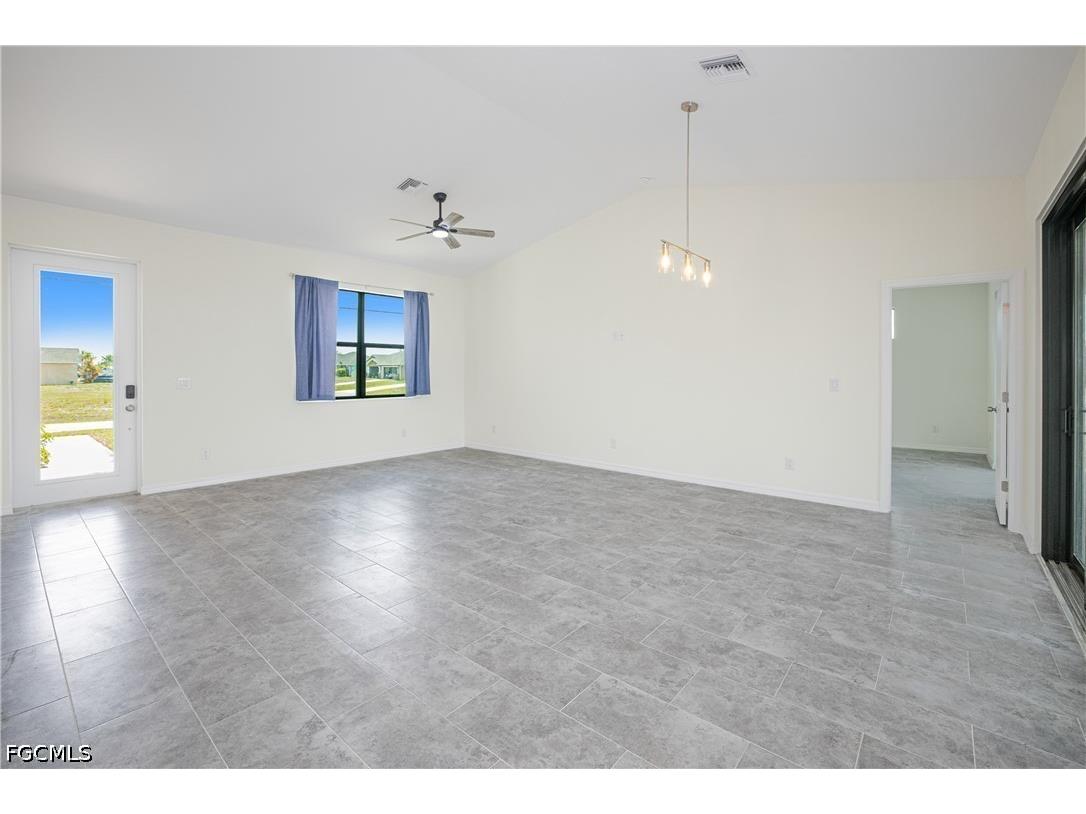 2102 NW 6th Place Cape Coral FL 33993 2026018011 image8