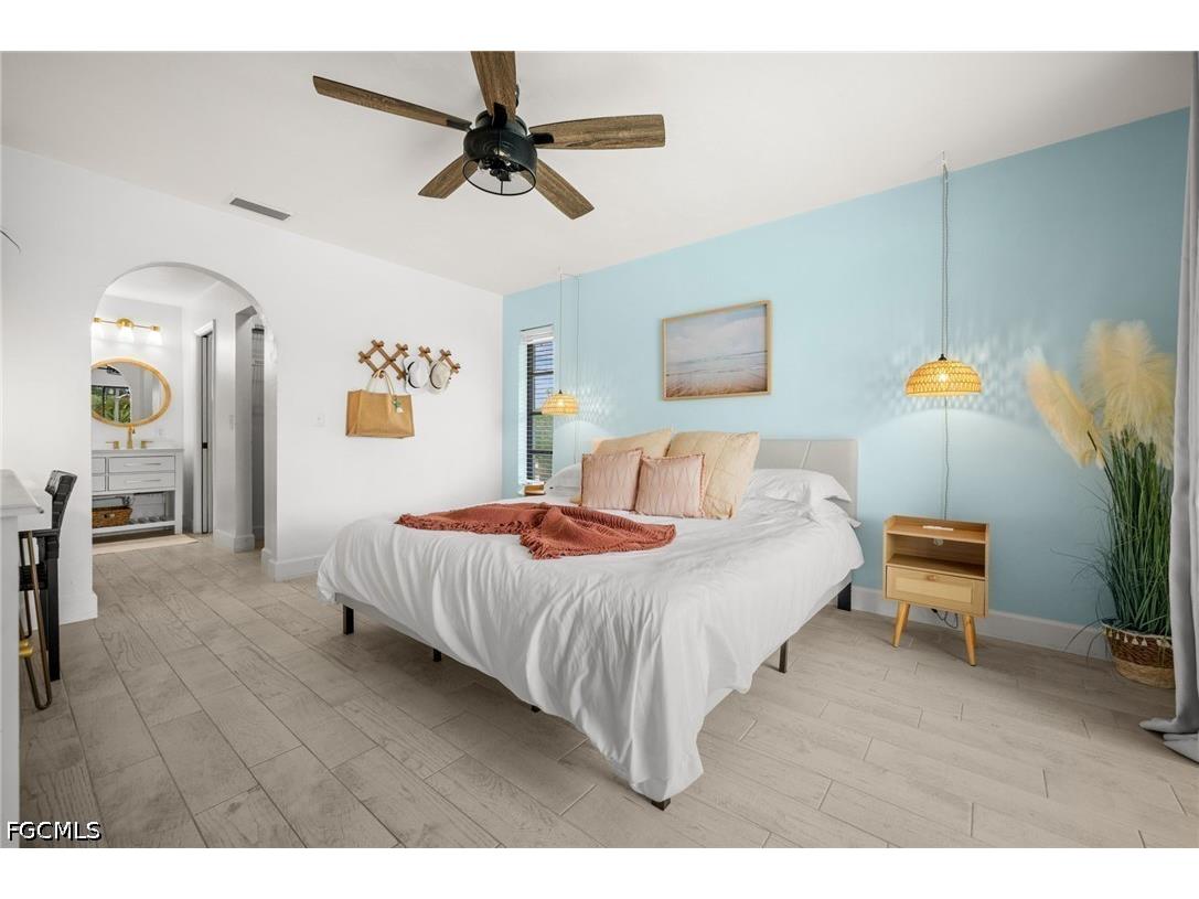 2102 SE 8th Street Cape Coral FL 33990 2026022412 image20
