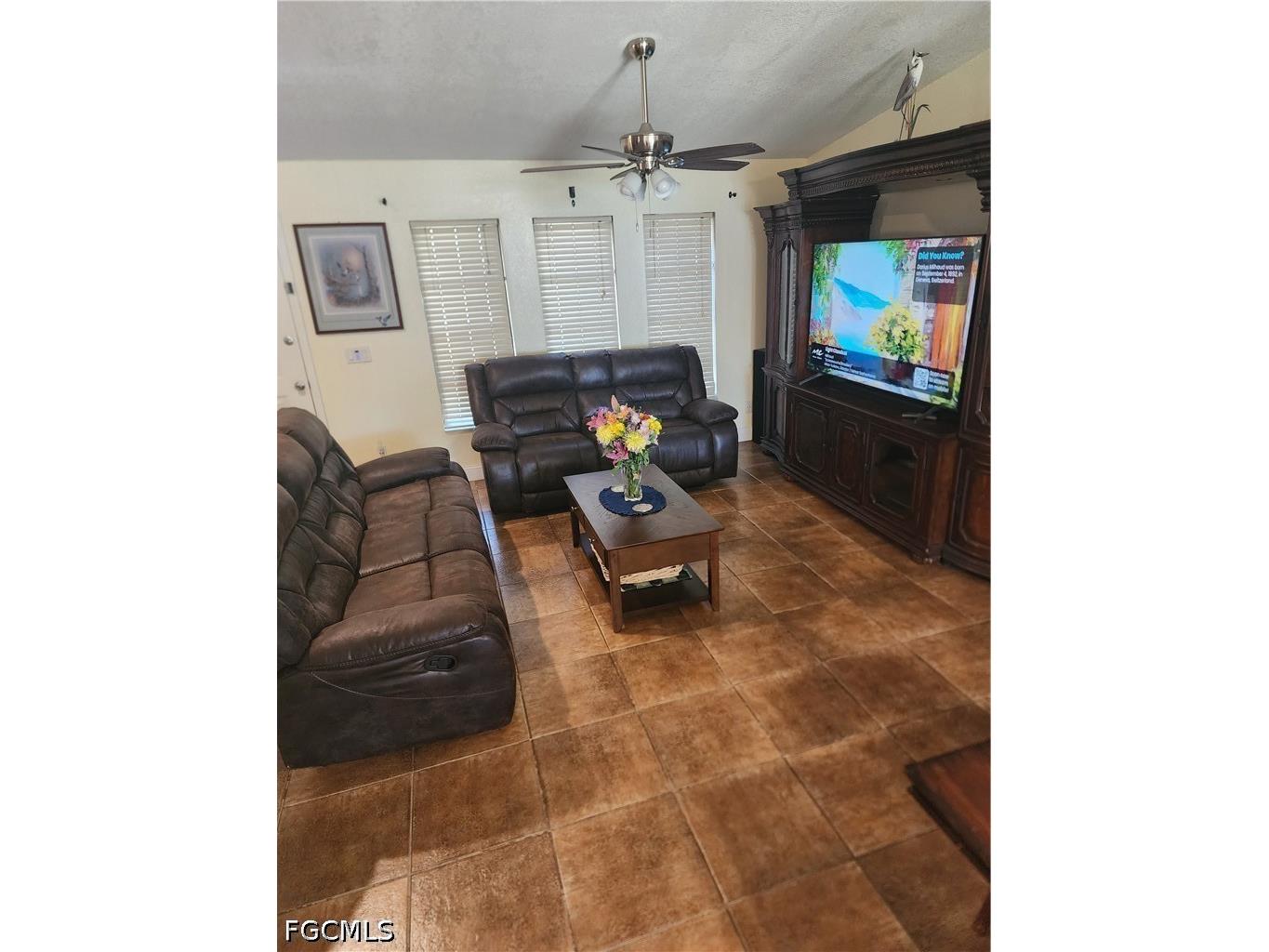 2102 SE 8th Terrace Cape Coral FL 33990 2026017989 image11