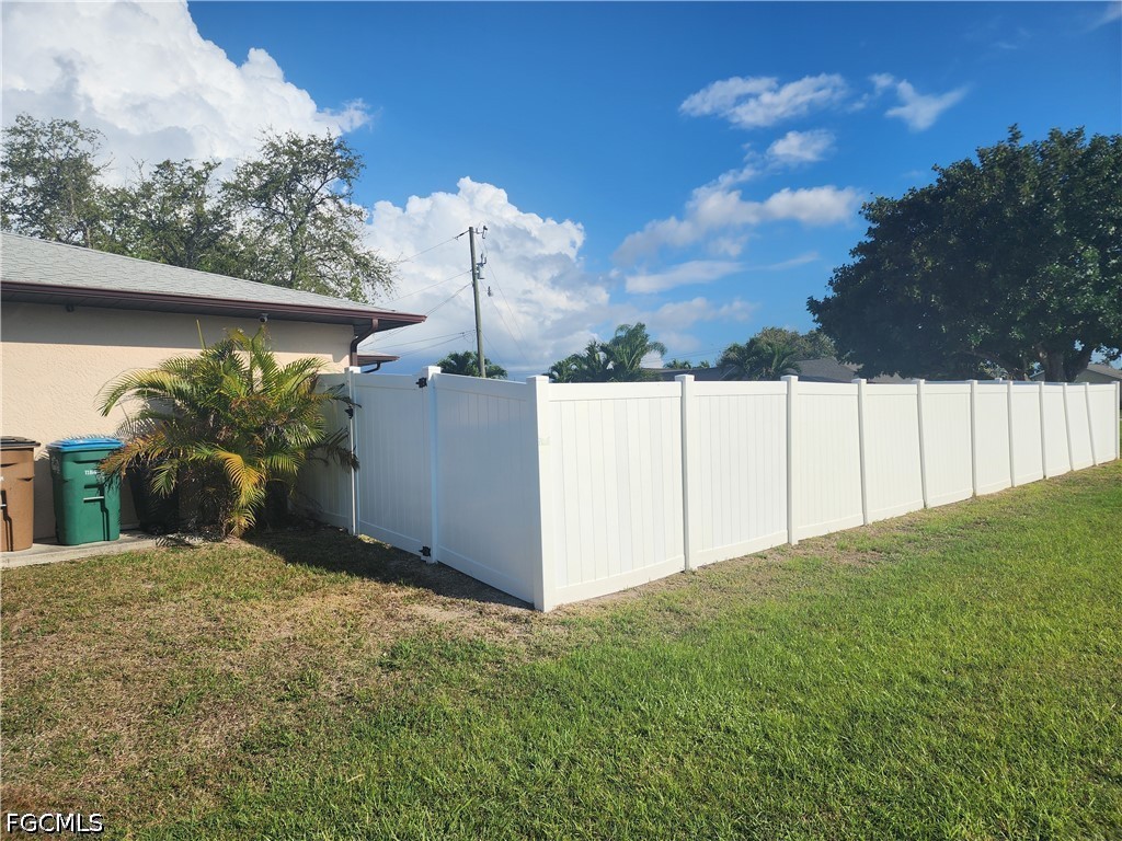 2102 SE 8th Terrace Cape Coral FL 33990 2026017989 image19
