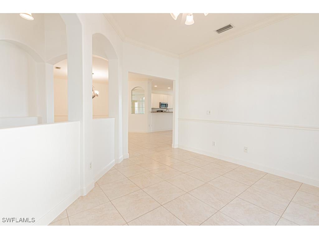 2103 Crestview Way Naples FL 34119 225084558 image16