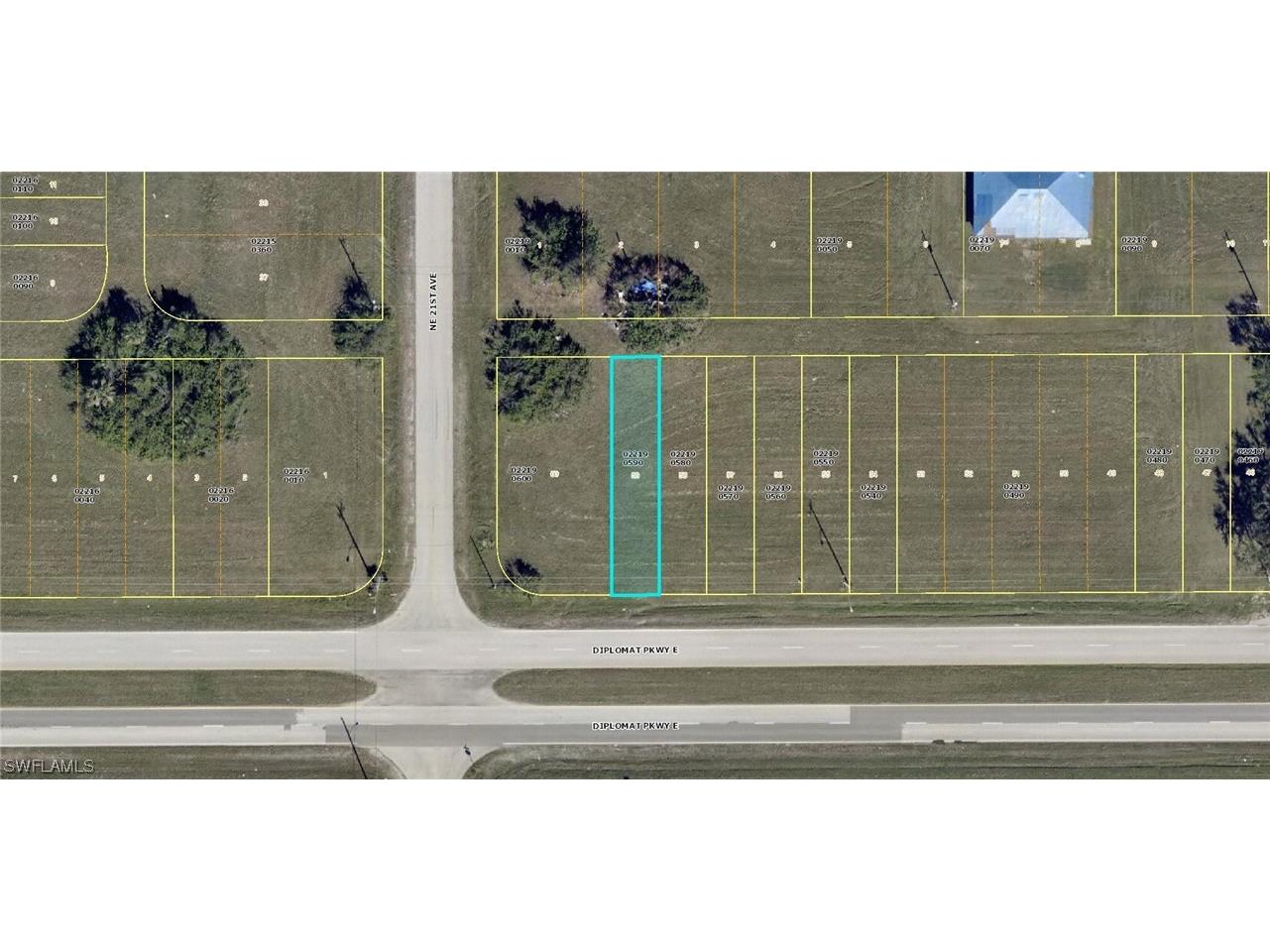 2103 Diplomat Parkway E Cape Coral FL 33909 224010477 image1