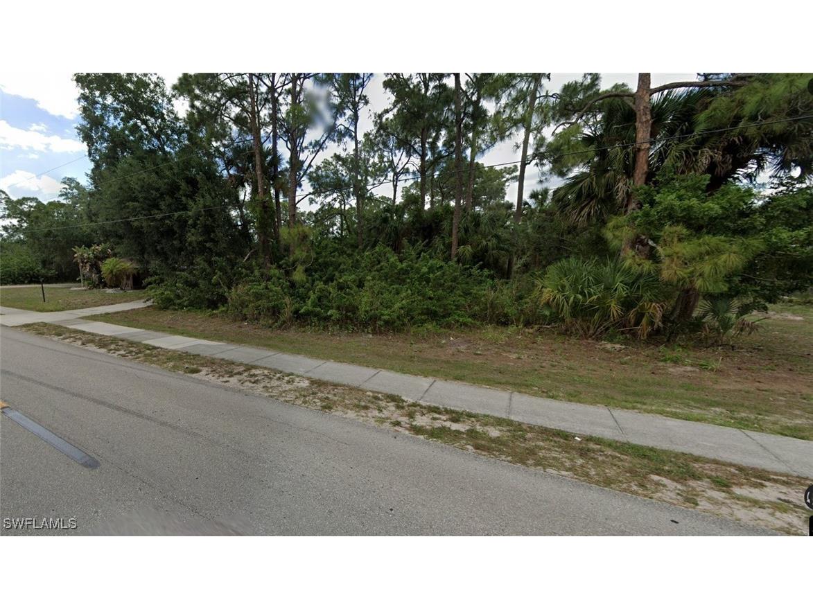 2103 E 6th Street Lehigh Acres FL 33936 224094088 image1