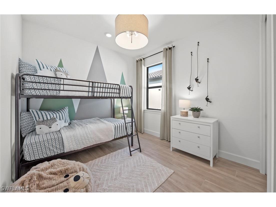 2103 Freemont Way Naples FL 34120 226006735 image4