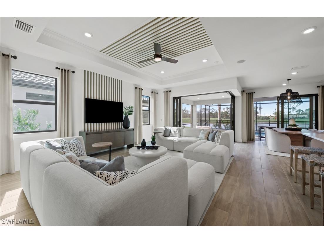 2103 Freemont Way Naples FL 34120 226006735 image7