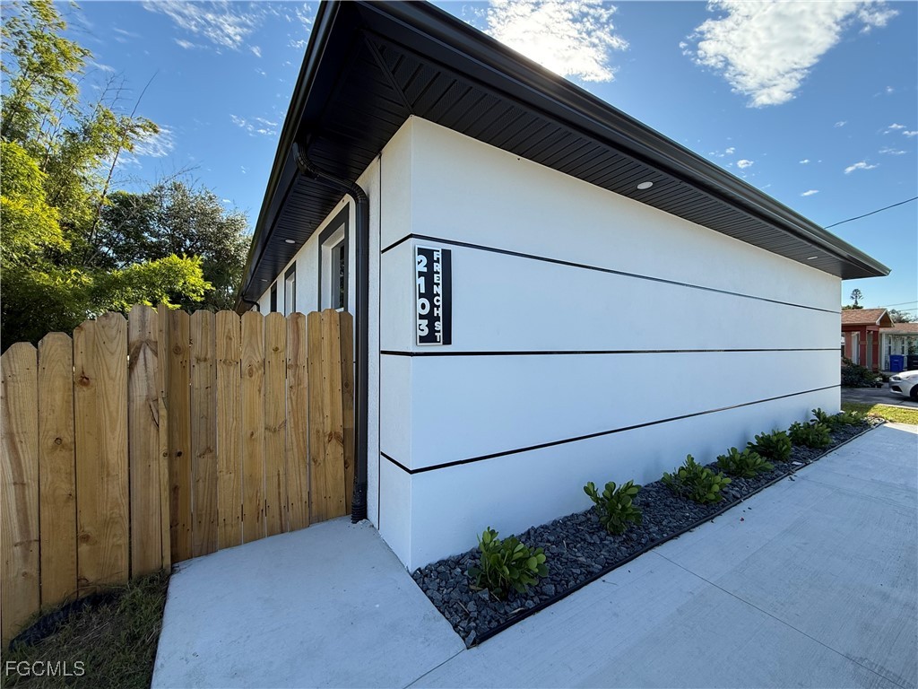 2103 French Street Fort Myers FL 33916 2025010882 image12
