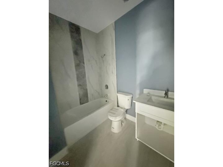 2103 French Street Fort Myers FL 33916 2026026639 image5