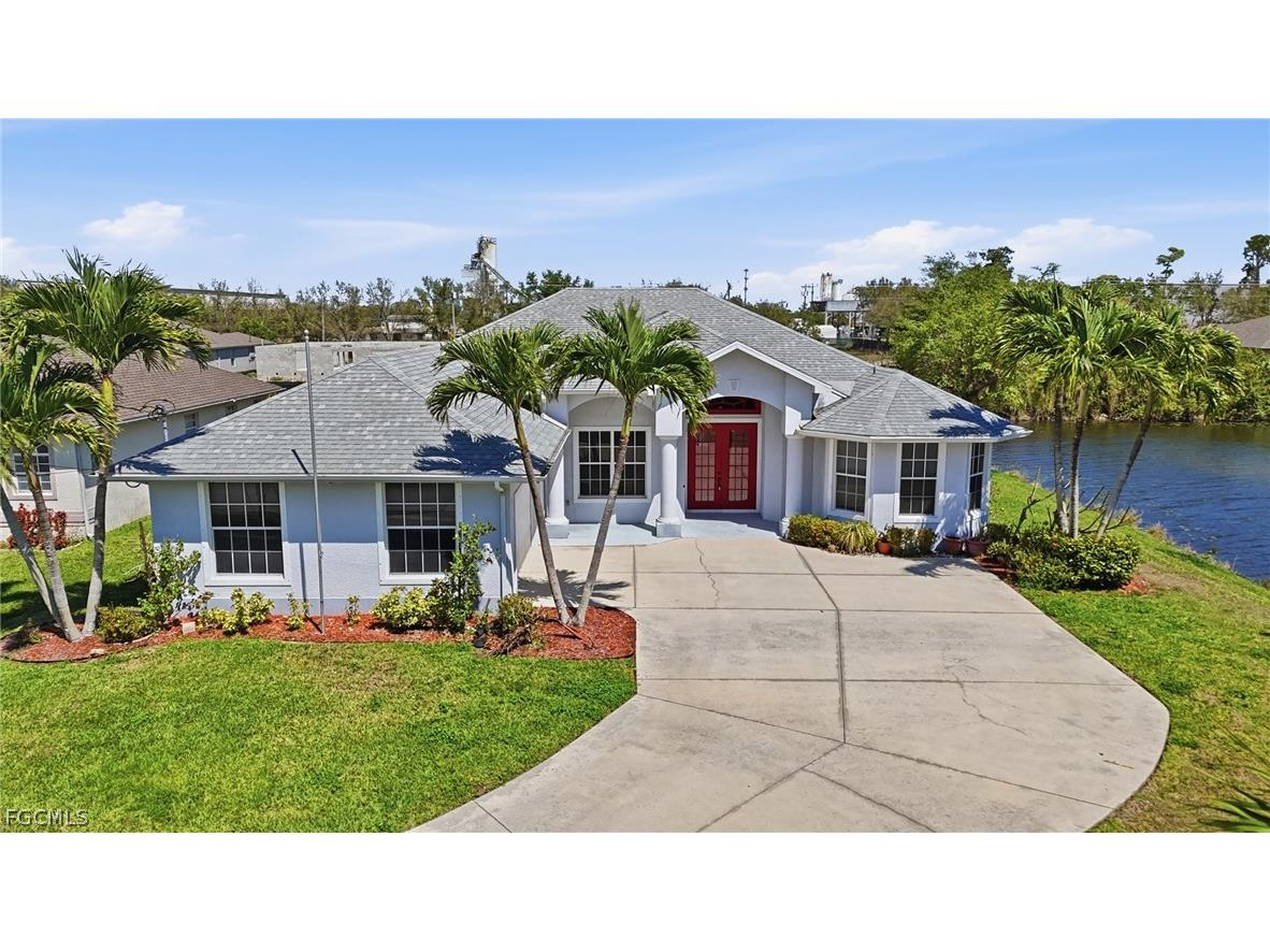 2103 NE 5th Terrace Cape Coral FL 33909 2026011862 image1